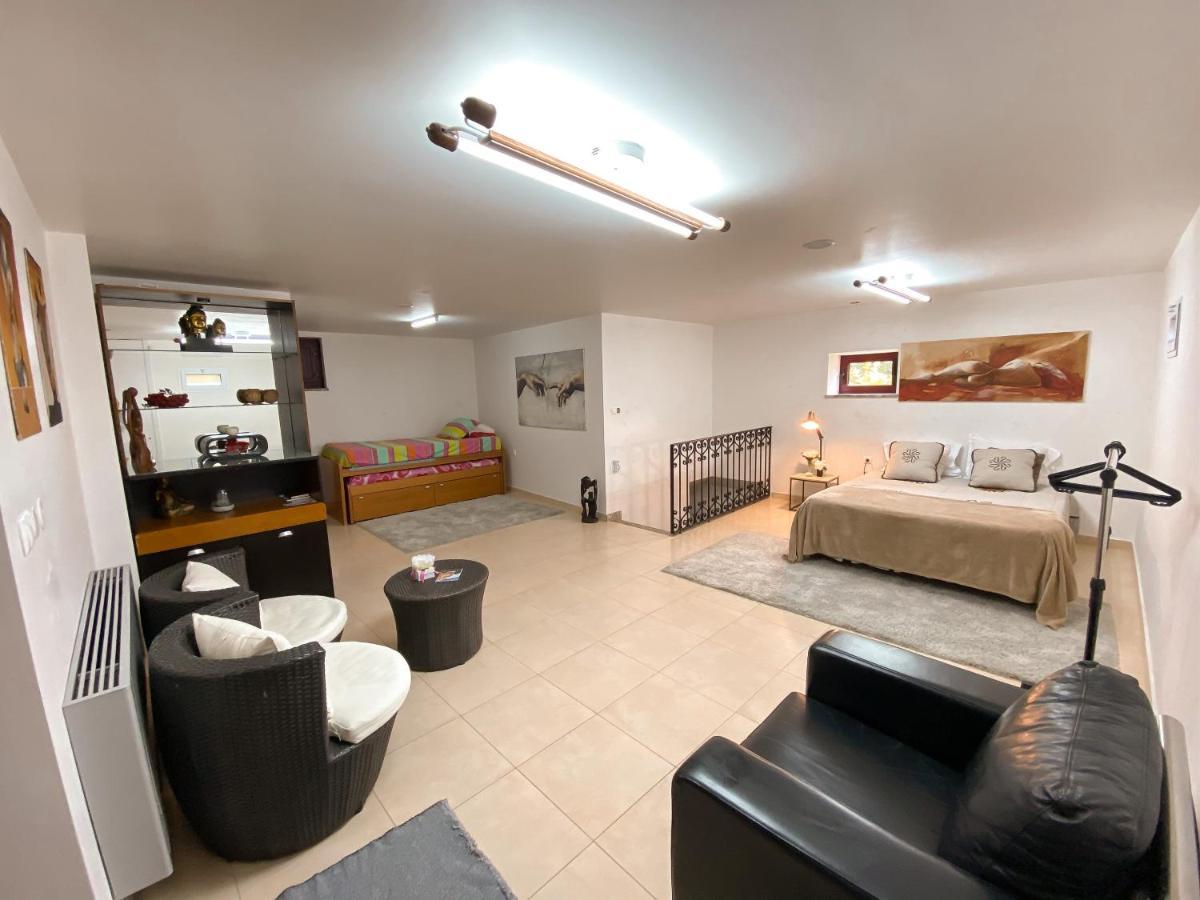 Quarto Familiar Zona 귀마레스 외부 사진