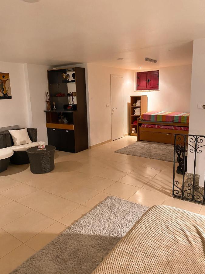 Quarto Familiar Zona 귀마레스 외부 사진